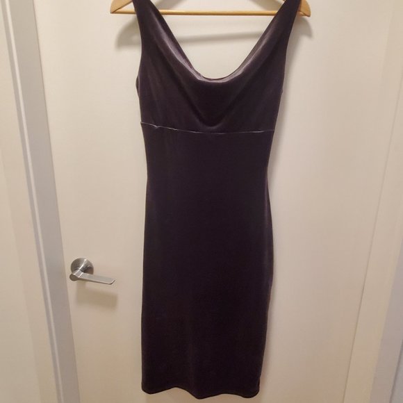 Fitted velour cocktail dress - Picture 1 of 2